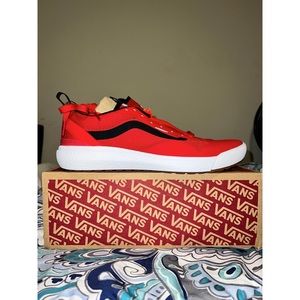 NWT Vans Ultrarange Sneakers
